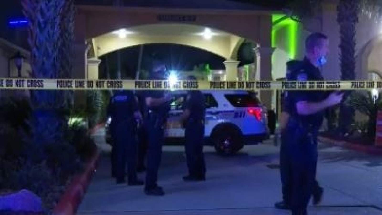 Man dies near hotel after shooting at gas station in Greenspoint: Police