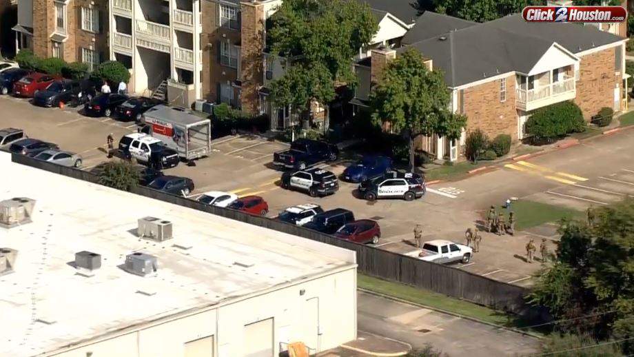 PHOTOS: Sky 2 gives a bird’s eye view of scene where 2 HPD officers were shot