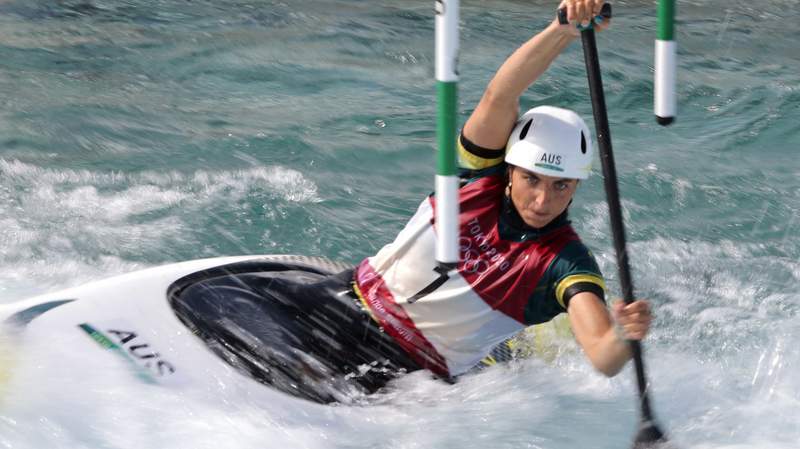 Australian Fox takes elusive gold in canoe slalom