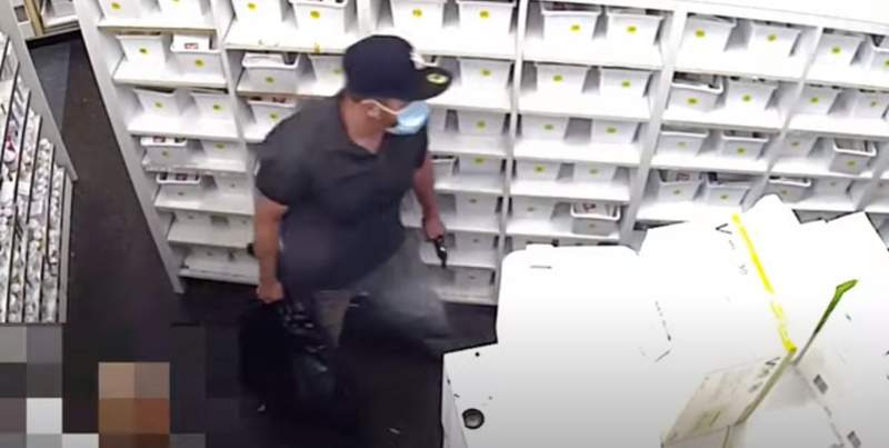 Get a good look: Pharmacy robber pulls gun on employee, steals prescription meds