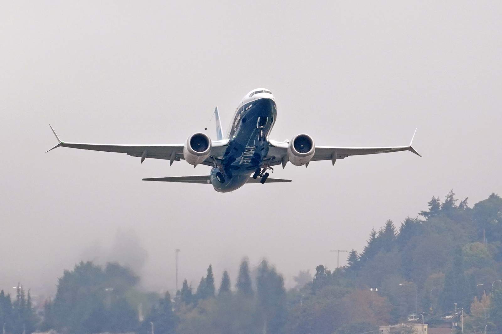Boeing will pay $2.5 billion to settle charge over plane