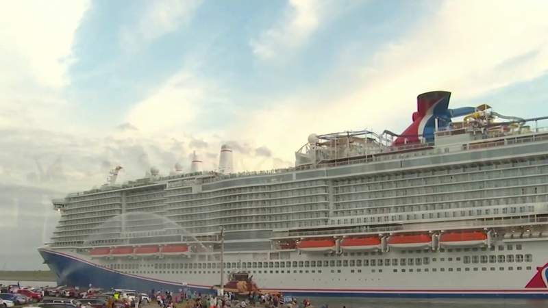 Carnival Vista sets sail from Galveston for first time since pandemic started