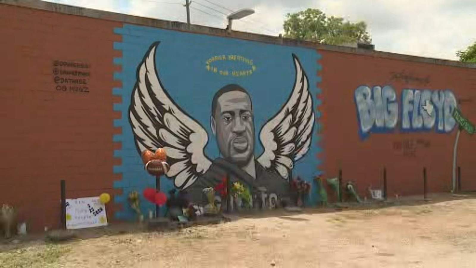 People across Houston area drawn to George Floyd mural in Third Ward