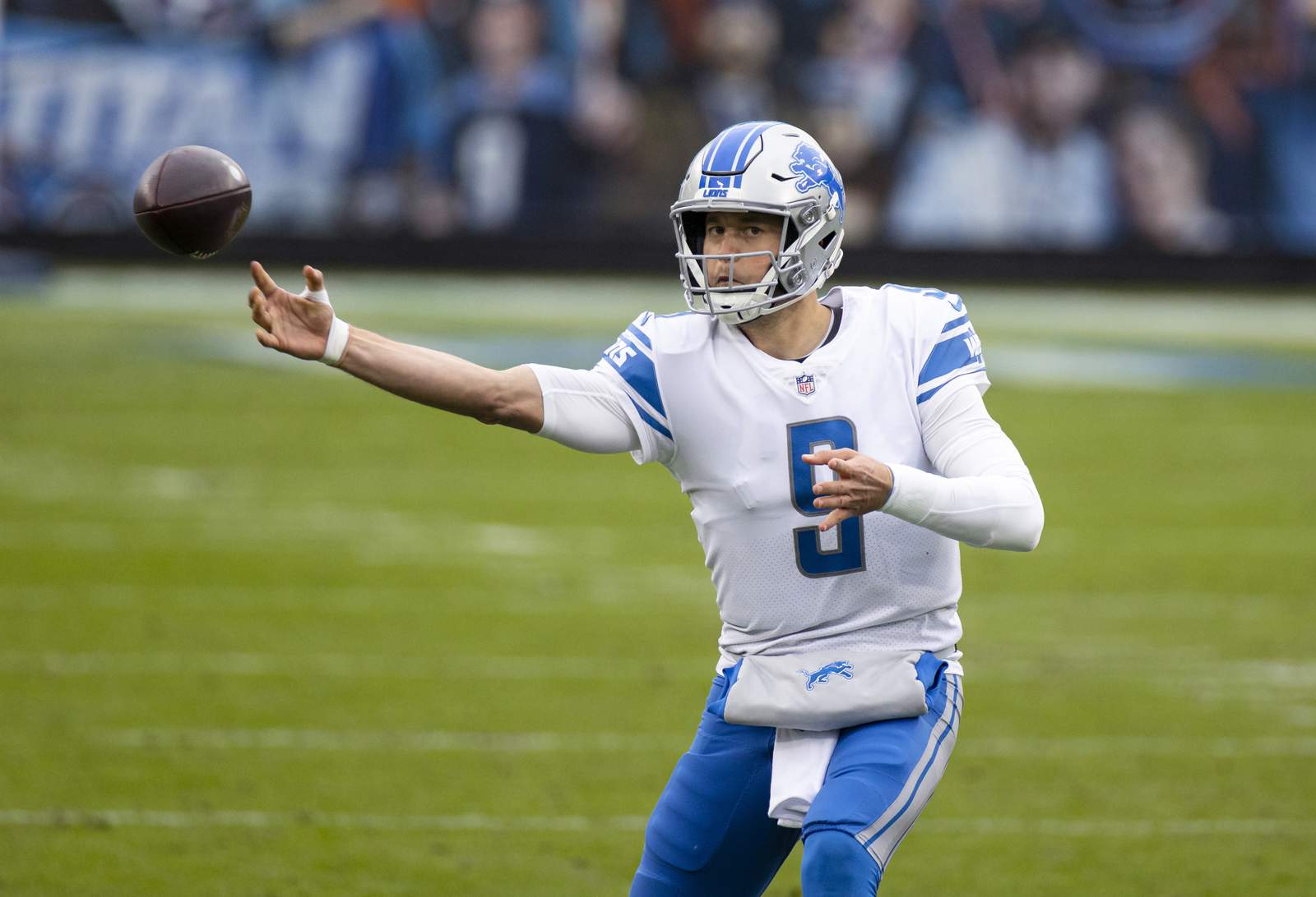 NFC North-leading Lions rally from 12-point deficit late to beat Bears