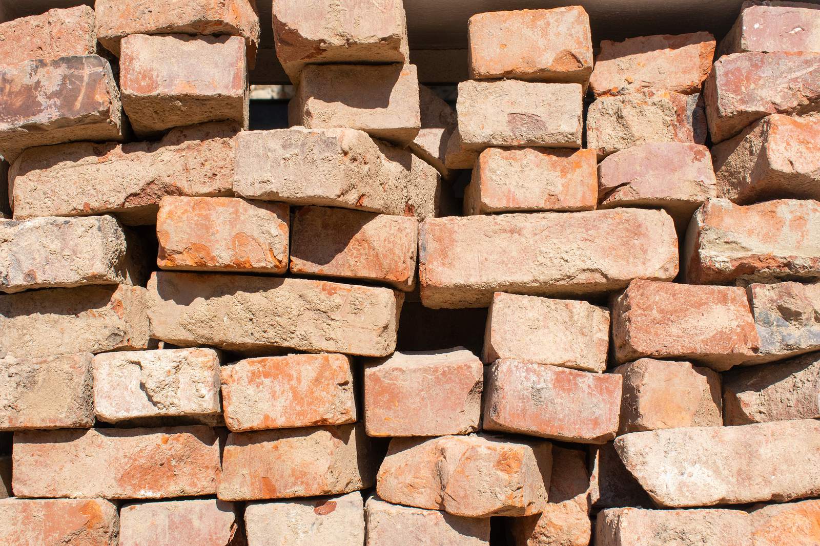 Ask 2: Why are loads of bricks being delivered around Texas?