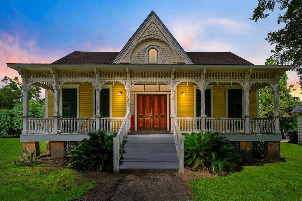 Historic 1880s Texas home renovated and listed for less than $300,000