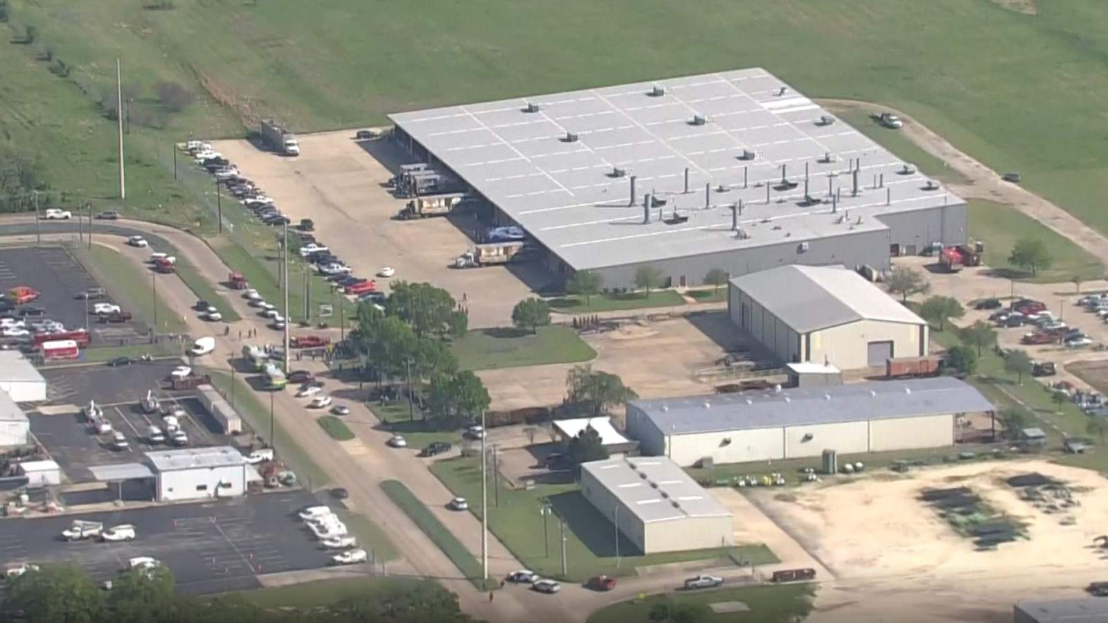 Motive unclear in deadly shooting at Texas cabinet business