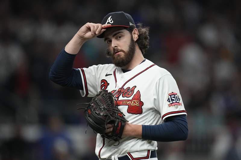 LEADING OFF: Braves try again to eliminate Dodgers, reach WS