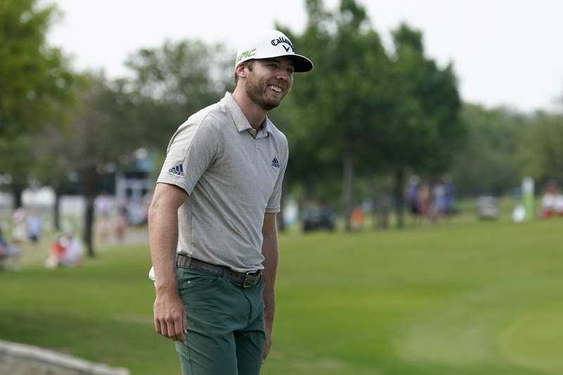 Burns keeps Nelson lead after more Spieth magic, rain looms