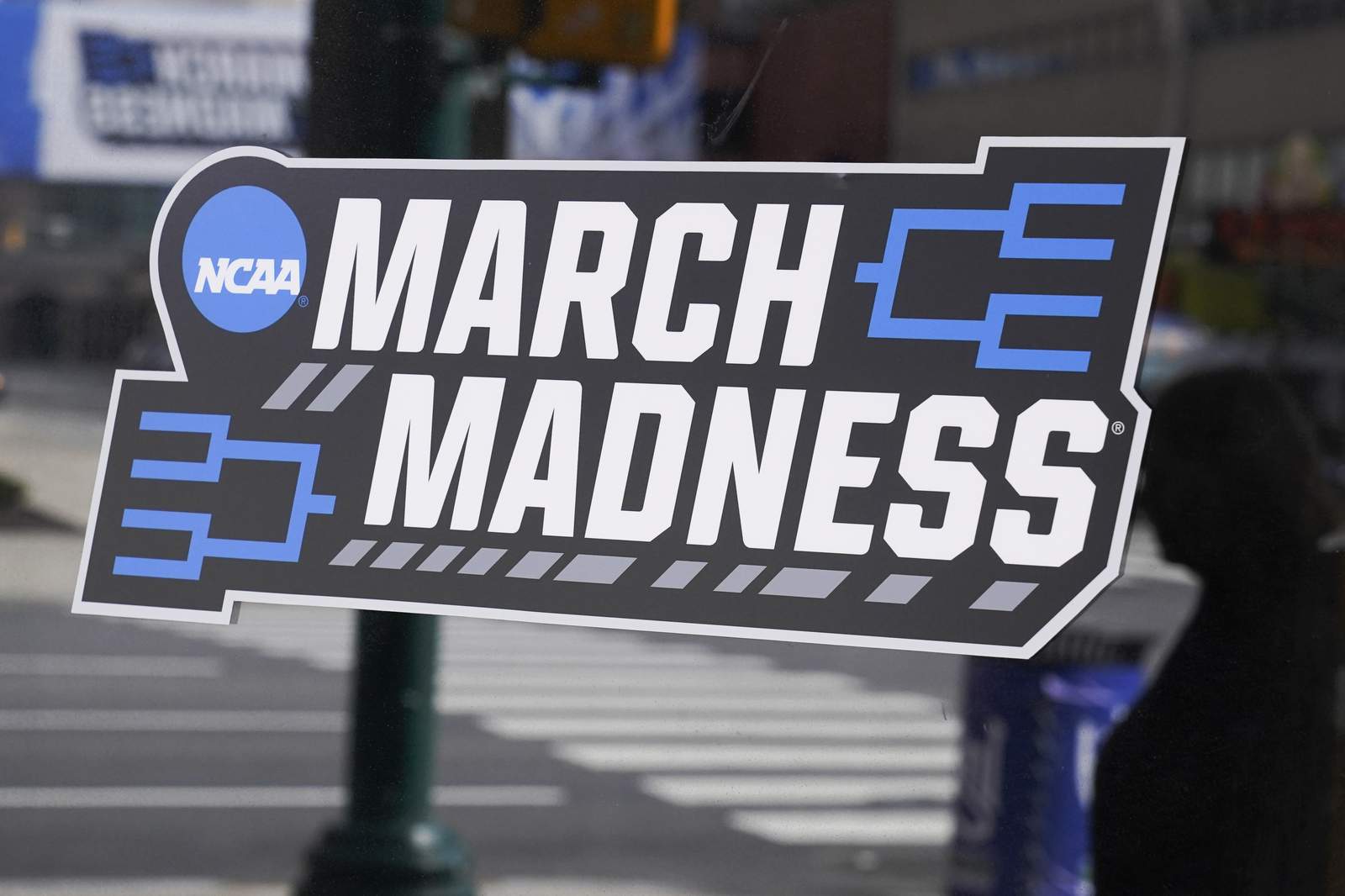 Houston fans express their excitement for Texas college basketball teams in Elite 8 of the NCAA tournament