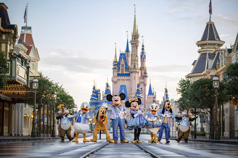 Walt Disney World’s 50th anniversary party starts Oct. 1