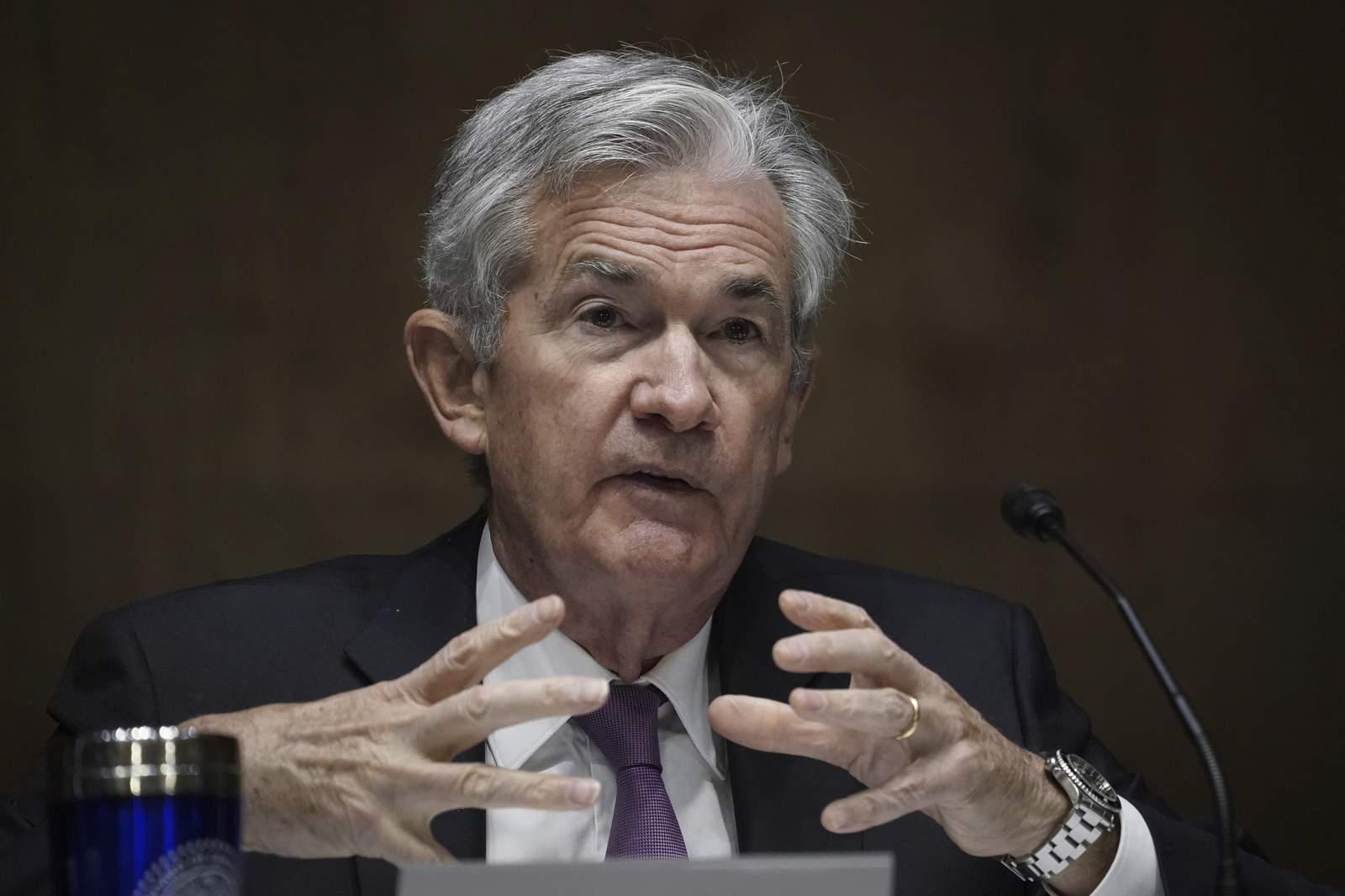 Fed signals readiness to do more for economy as virus rages