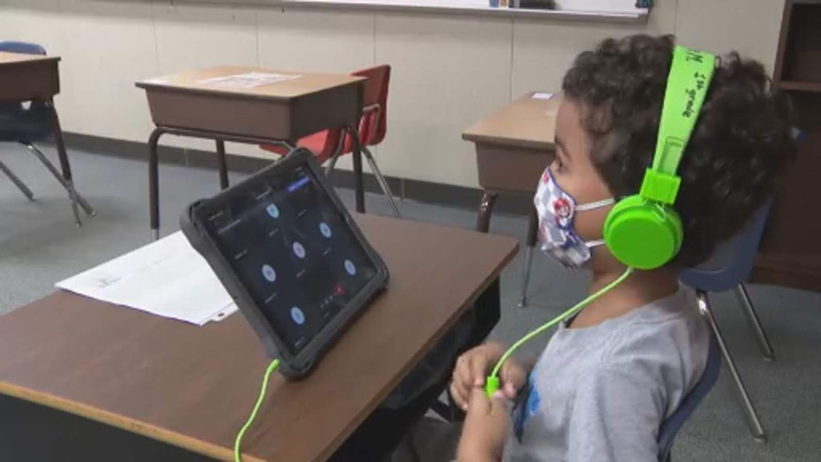 Fort Bend ISD opens learning centers for elementary school students struggling with online learning