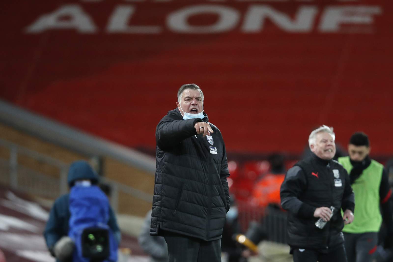 'Big Sam' pulls off another stunner at Anfield in EPL
