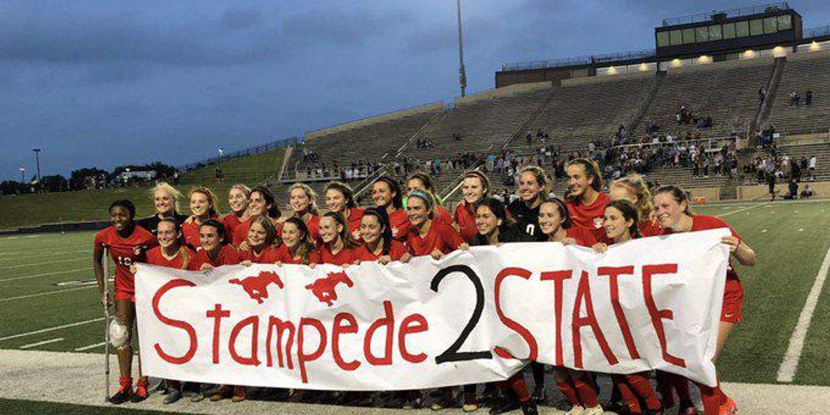 Girls Soccer: Memorial, The Woodlands, Friendswood advance to State Semis