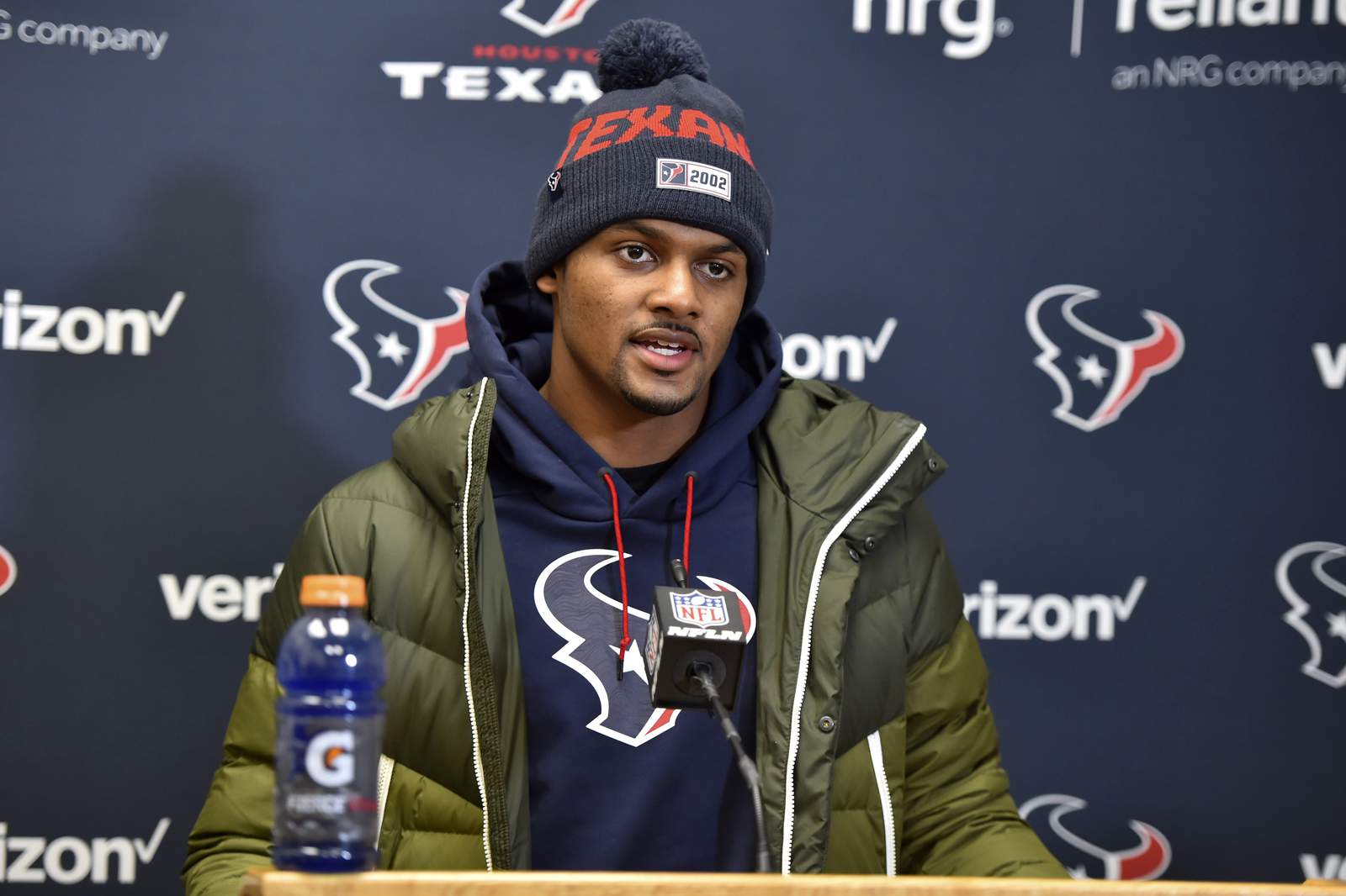 Watson removes Houston Texans mentions from social media