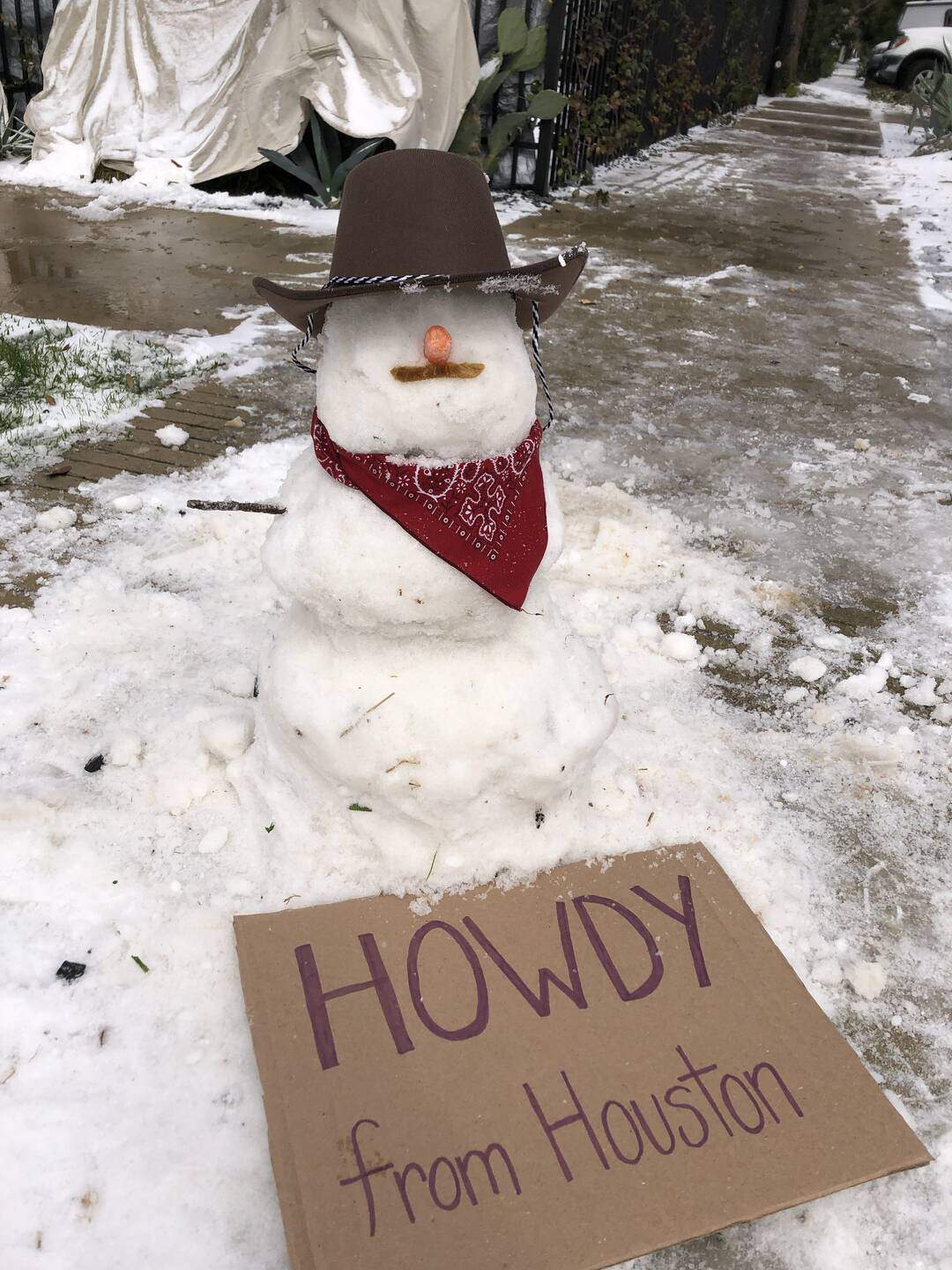PHOTOS: Here are the best Houston snowmen we could find of the arctic blast