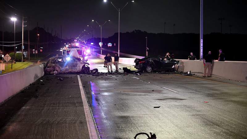 2 drivers, toddler die in fiery, wrong-way crash in Richmond, deputies say