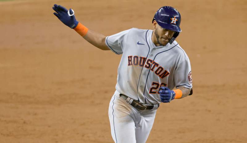 Hey Siri! Astros rookie homers twice in 15-1 win at Rangers