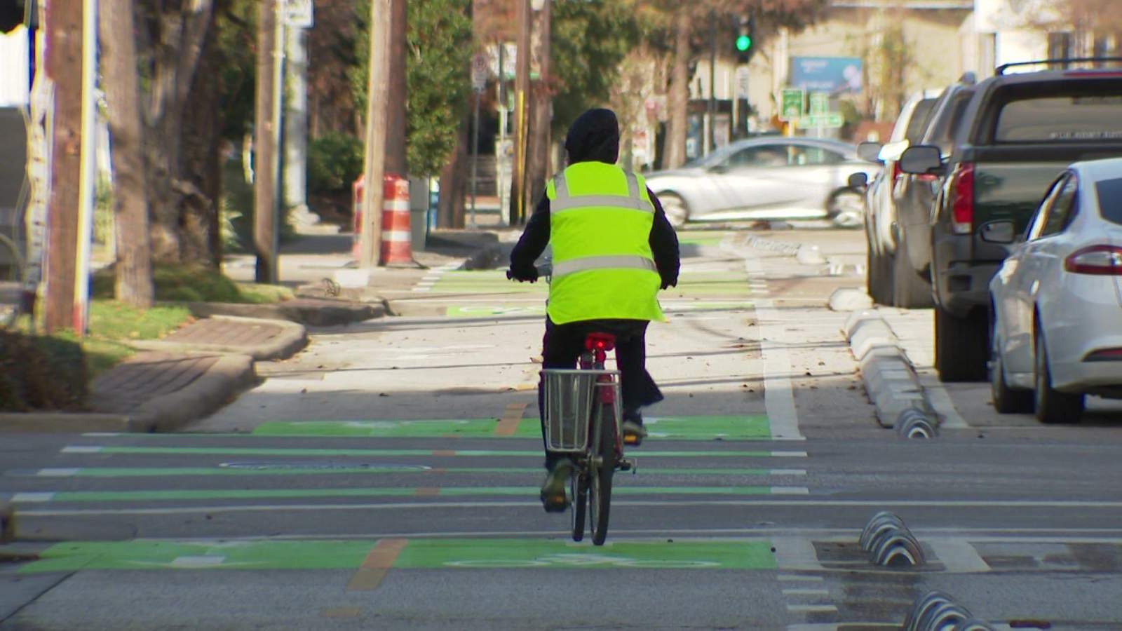 Houston City Council passes ordinance to ban parking on bike lanes