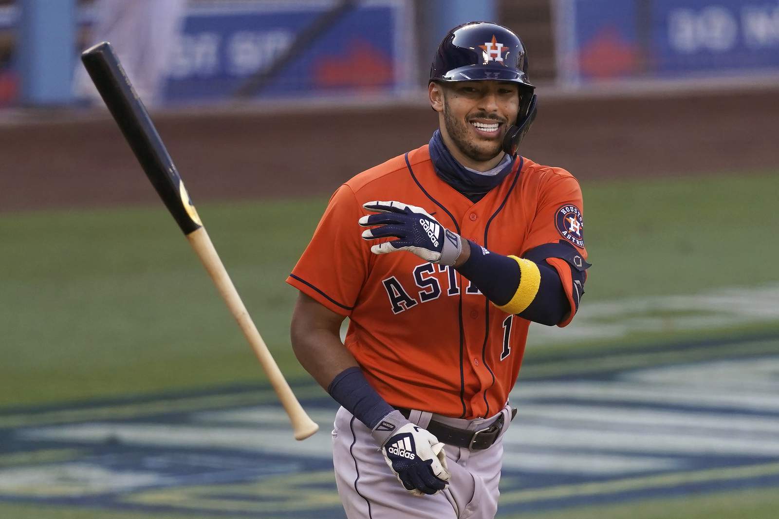Astros star Carlos Correa says he’s planning for free agency, sends social media into frenzy