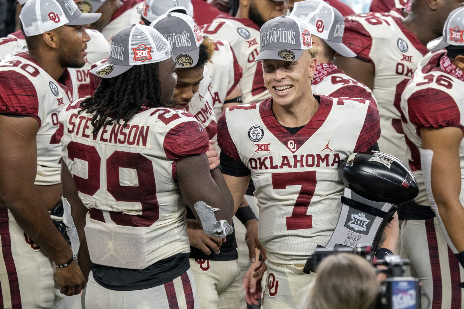 No. 12 Sooners win 6th B12 title in row, 27-21 over Iowa St