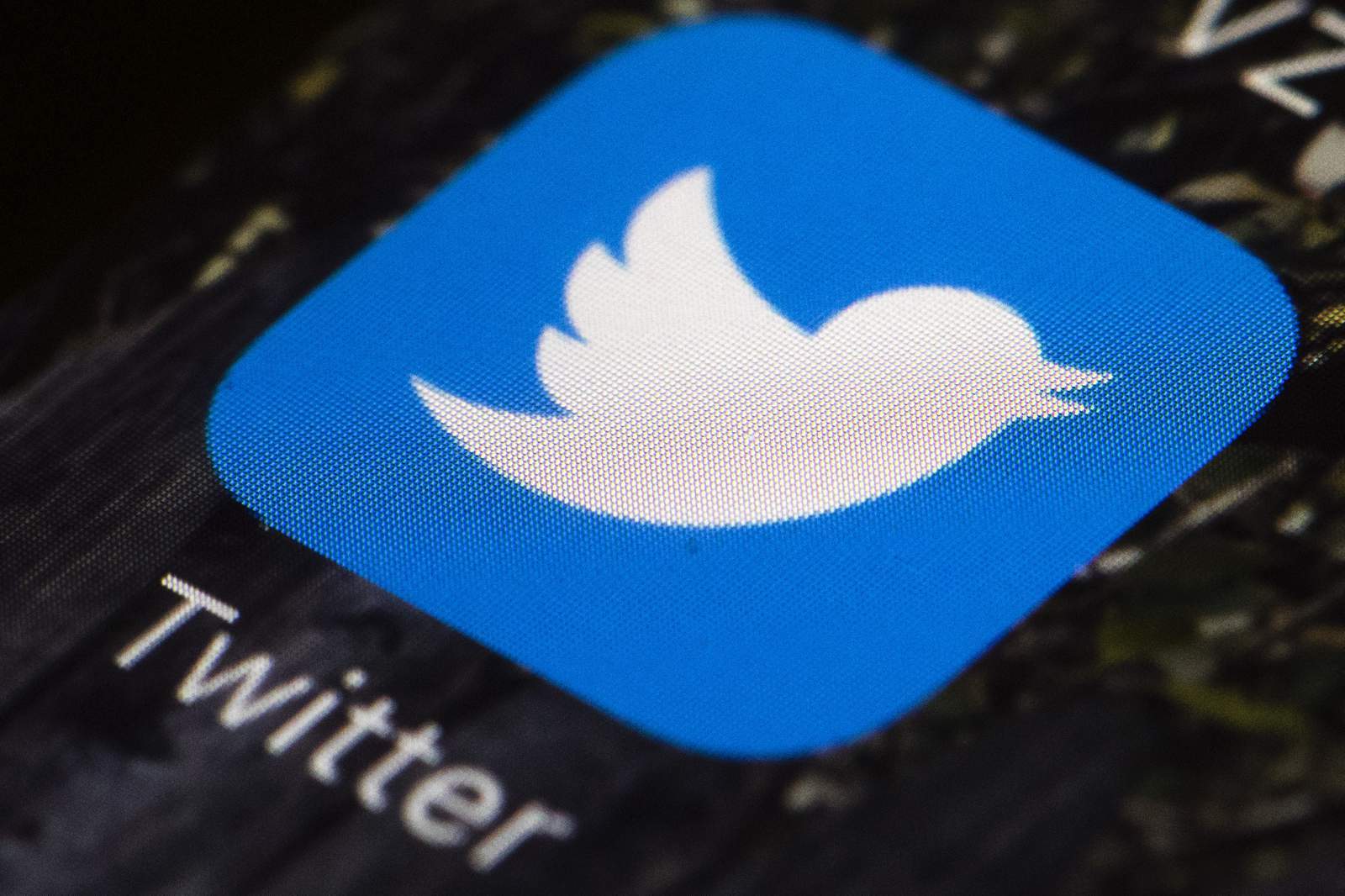 Twitter and JPMorgan are removing ‘master,’ ‘slave’ and ‘blacklist’ from their code