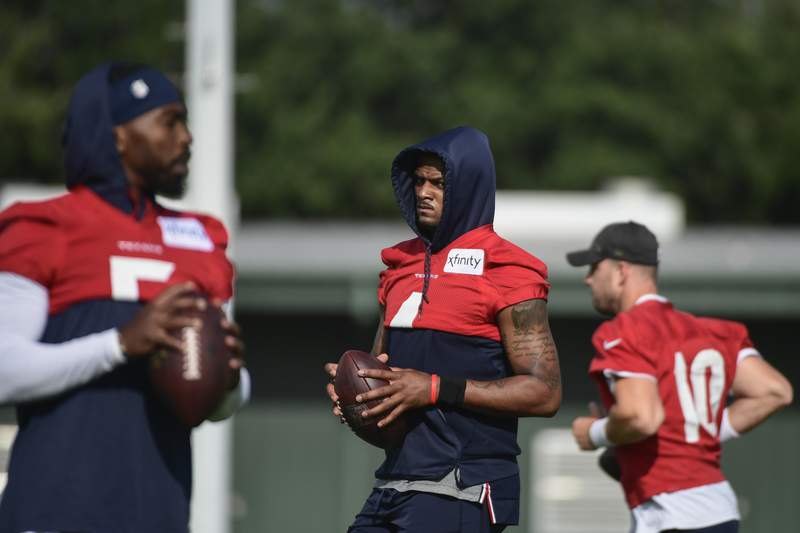 Watson returns to practice with Texans after almost a week