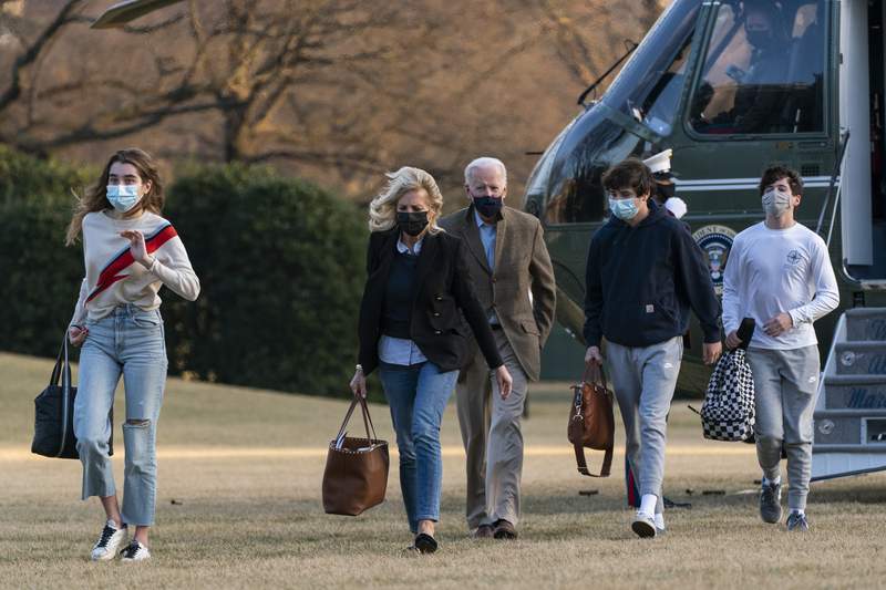 'Pop' fans: Biden kids, grandkids part of White House scene