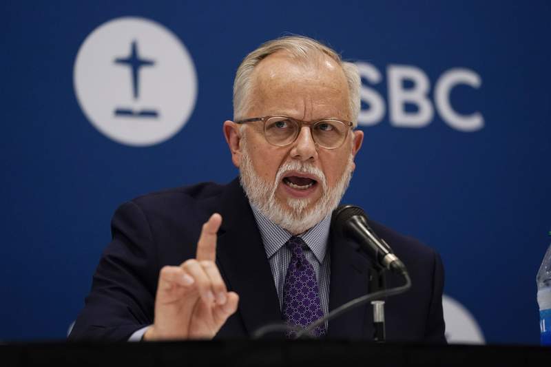 Southern Baptists pick president who worked for racial unity