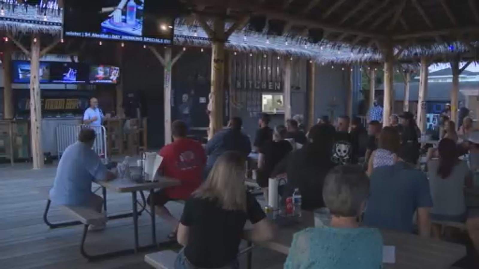 Kemah may enact ‘midnight curfew’ to combat violence; bar owners unhappy