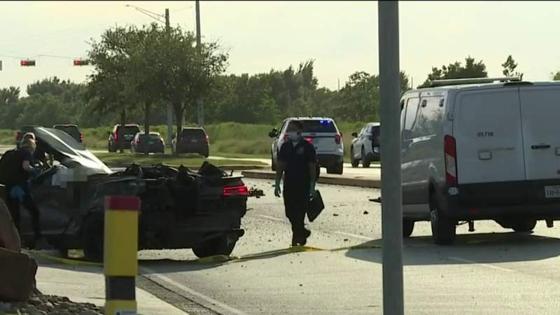 1 dead, another arrested after street racing crash near Grand Parkway in Katy