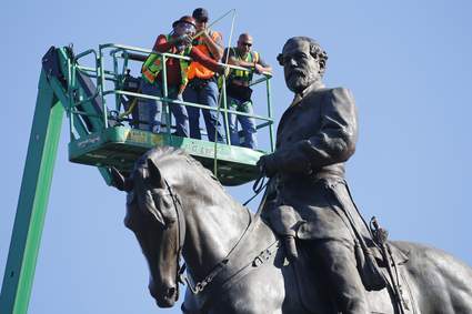 For Now Virginia Still Can T Remove Massive Lee Statue