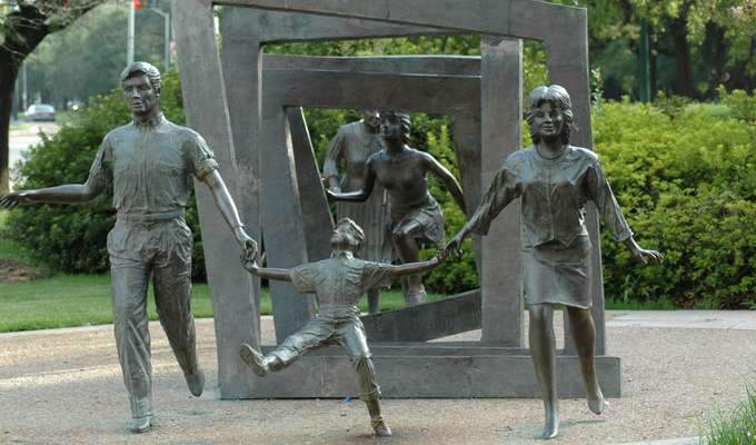 Ask 2: What happened to the “Cancer, There Is Hope” statue at Hermann Park?
