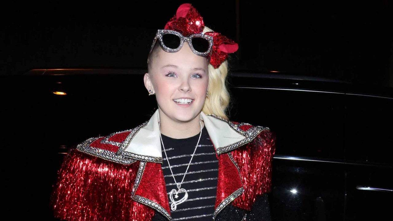 Jojo Siwa Sparks Romance Rumors After Hanging Out With A Guy From