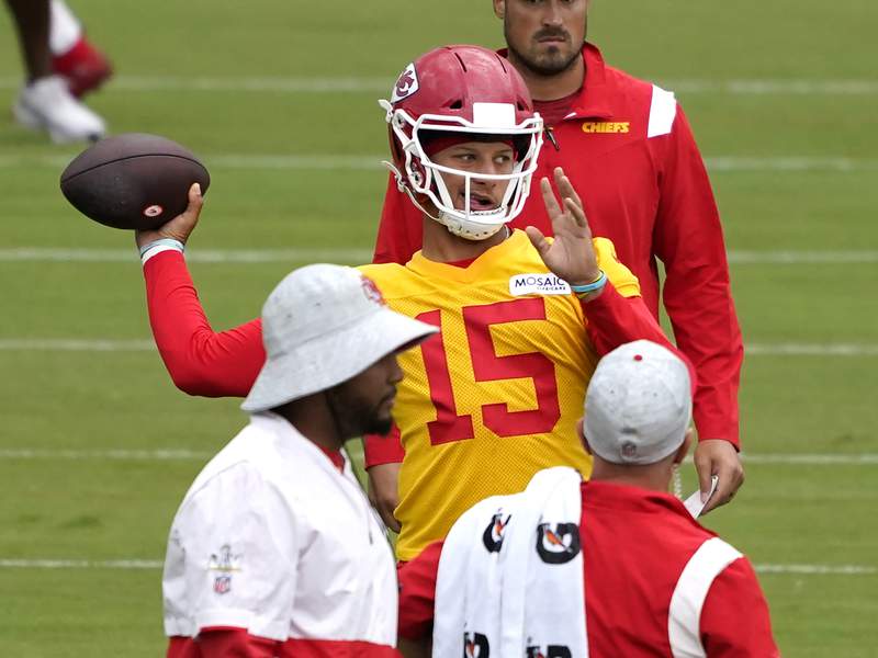 Chiefs head to San Francisco, ready to shake off some rust