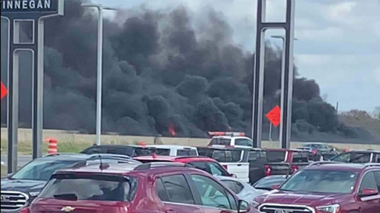 All lanes reopened after massive 18-wheeler fire closes 59 northbound near Highway 36