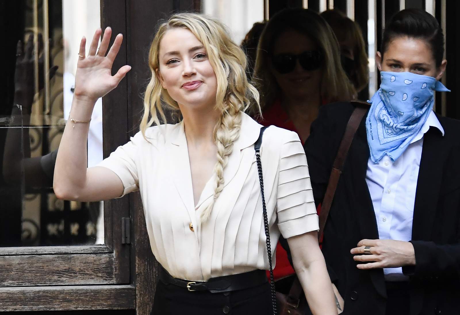 Amber Heard tells court she feared Depp would kill her