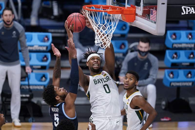 Very different No. 8 Baylor sees chance to repeat as champs