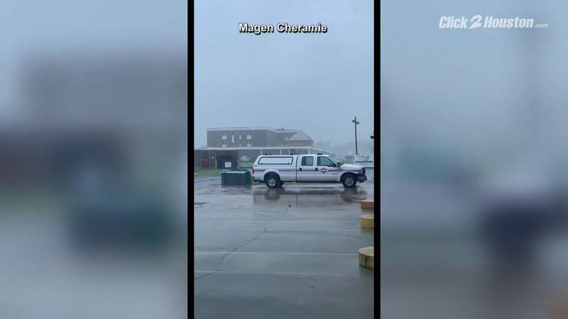 VIDEO: See how Hurricane Ida rips roof off this Louisiana hospital