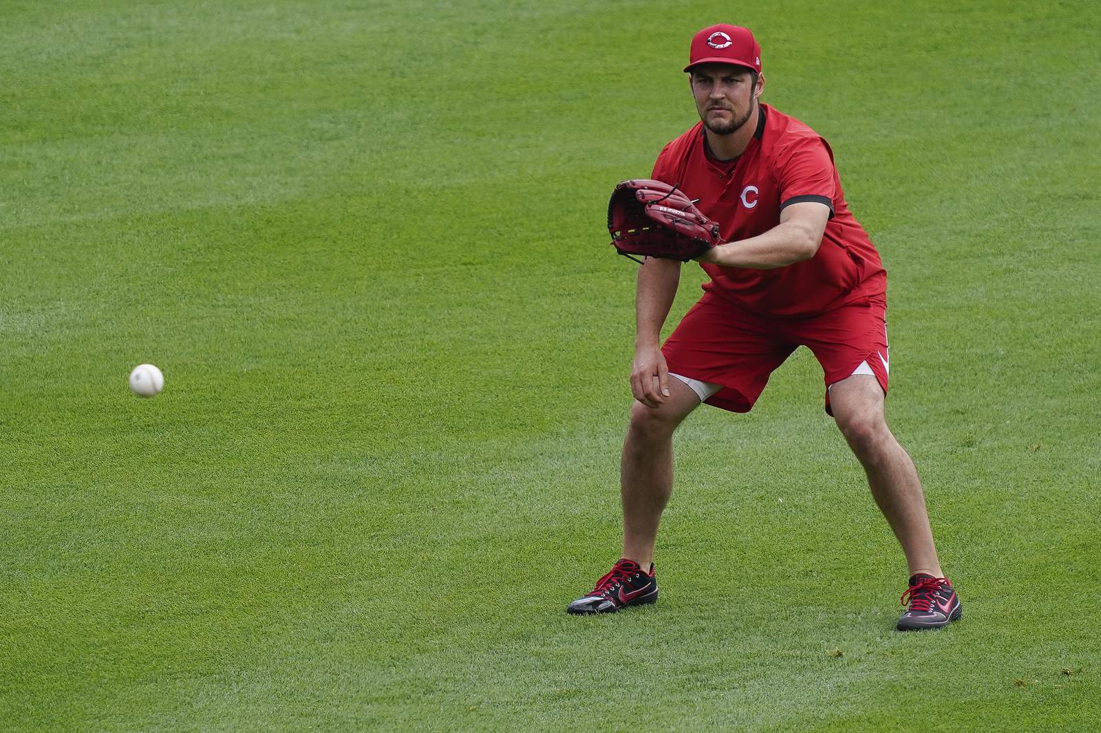 LEADING OFF: Reds wait for virus test results before return