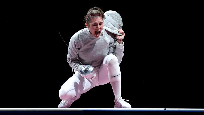 Sofia Pozdniakova adds to family legacy with gold in women's individual sabre