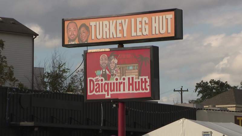 Want to go viral online? Houston’s Turkey Leg Hut did it with two words: dress code