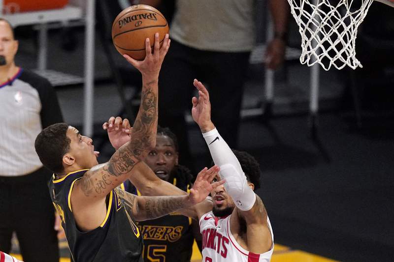 Kuzma’s late basket gives Lakers victory over Rockets