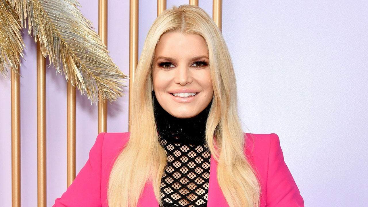 Jessica SImpson Celebrates Turning 40 by Fitting Into 14-Year-Old Jeans