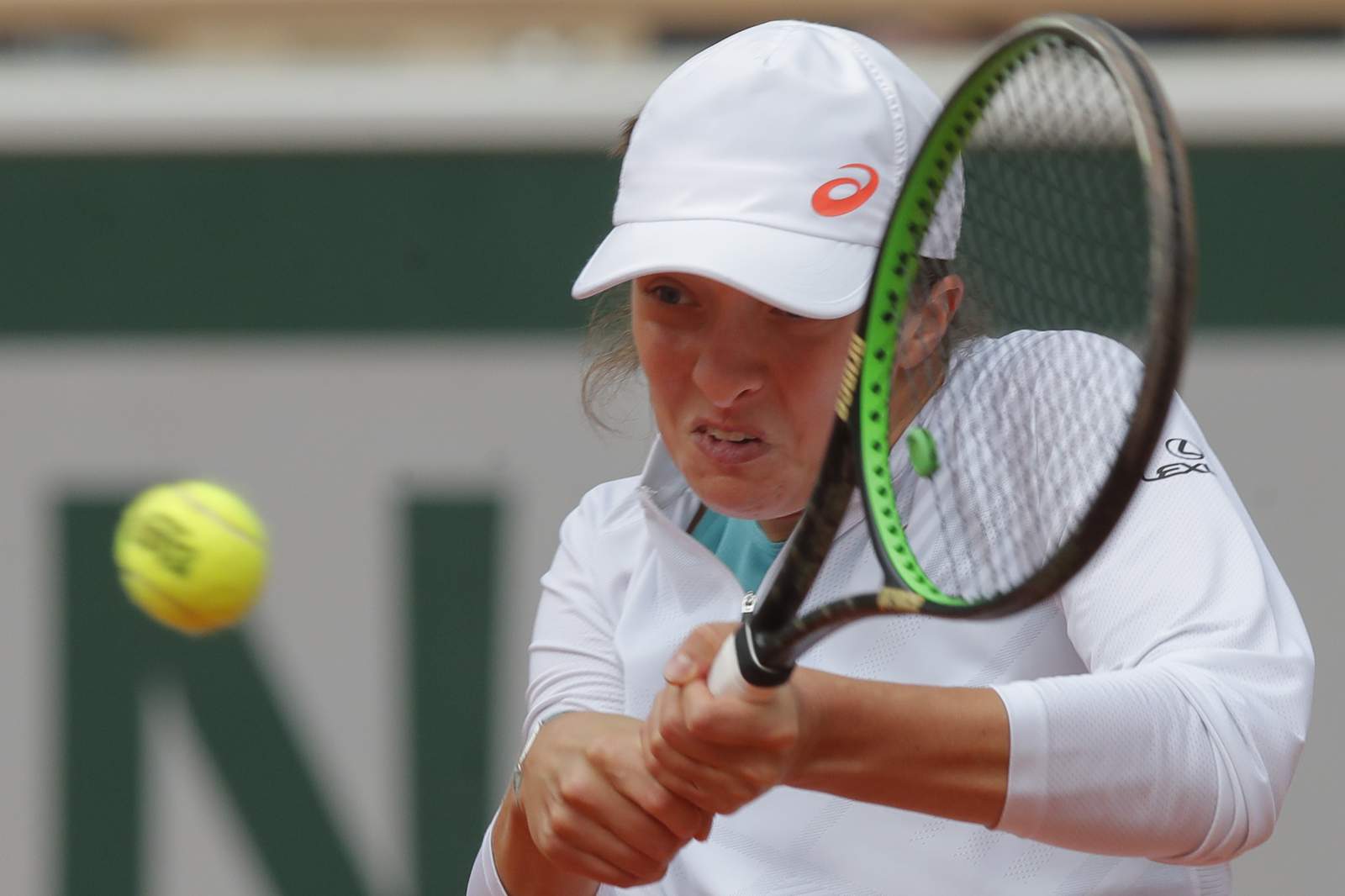 The Latest: Pavic and Soares into French Open doubles final