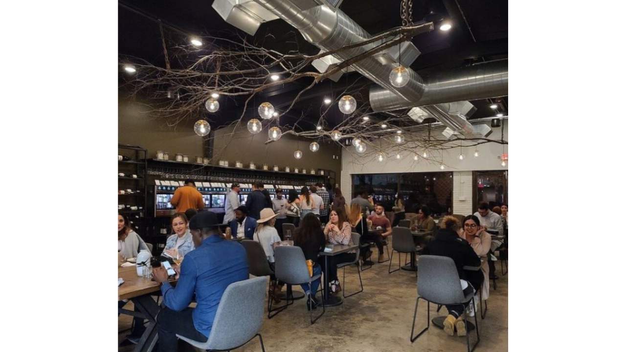Pour up? Houston touts new self-serve wine bar in East Downtown