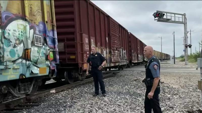 Galveston County Constables return to help with border crisis in Kinney County