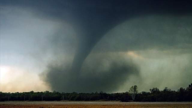 Rare Midwest tornado outbreak sparks memories of similar 1992 event in ...