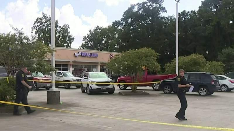 3 injured during shooting outside of barbershop in northeast Houston, police say